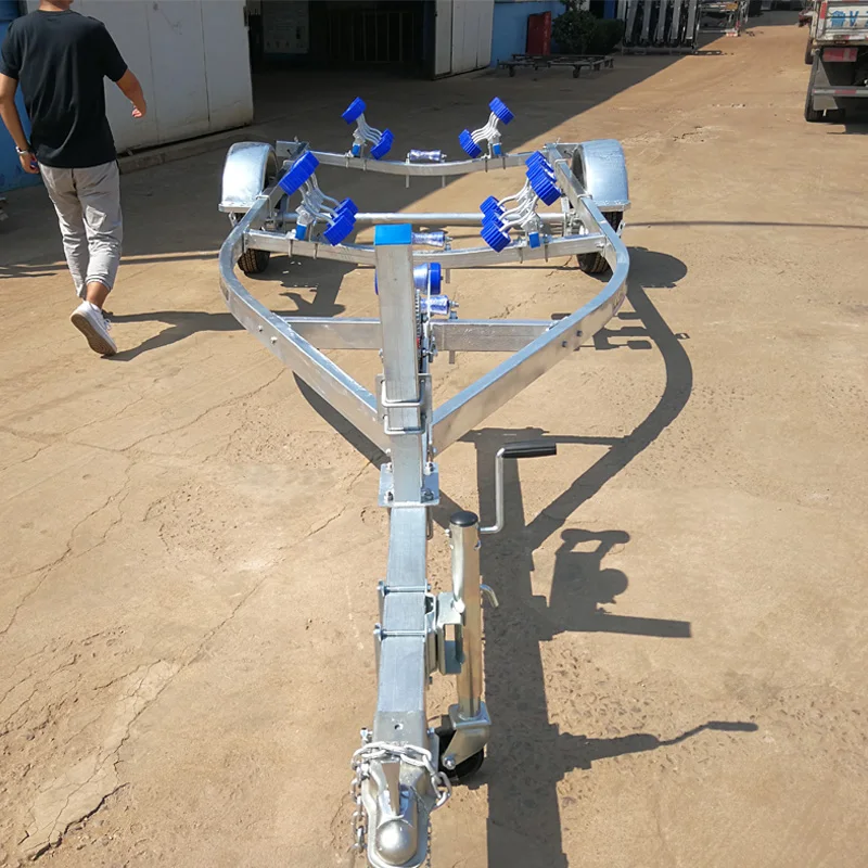 Factory direct sales 19ft 5.96M boat trailer water play equipment