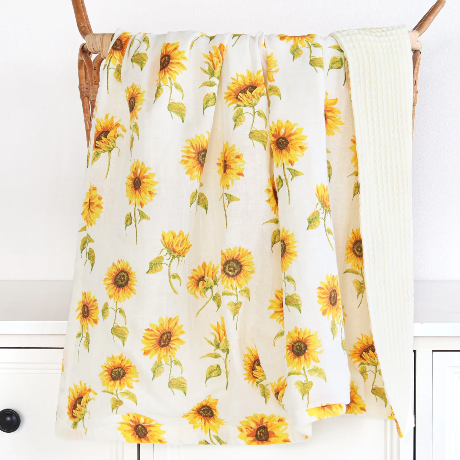 custom Newborn baby woven wholesale  summer bamboo fiber  cotton jersey new born baby waffle swaddle wrapping blankets