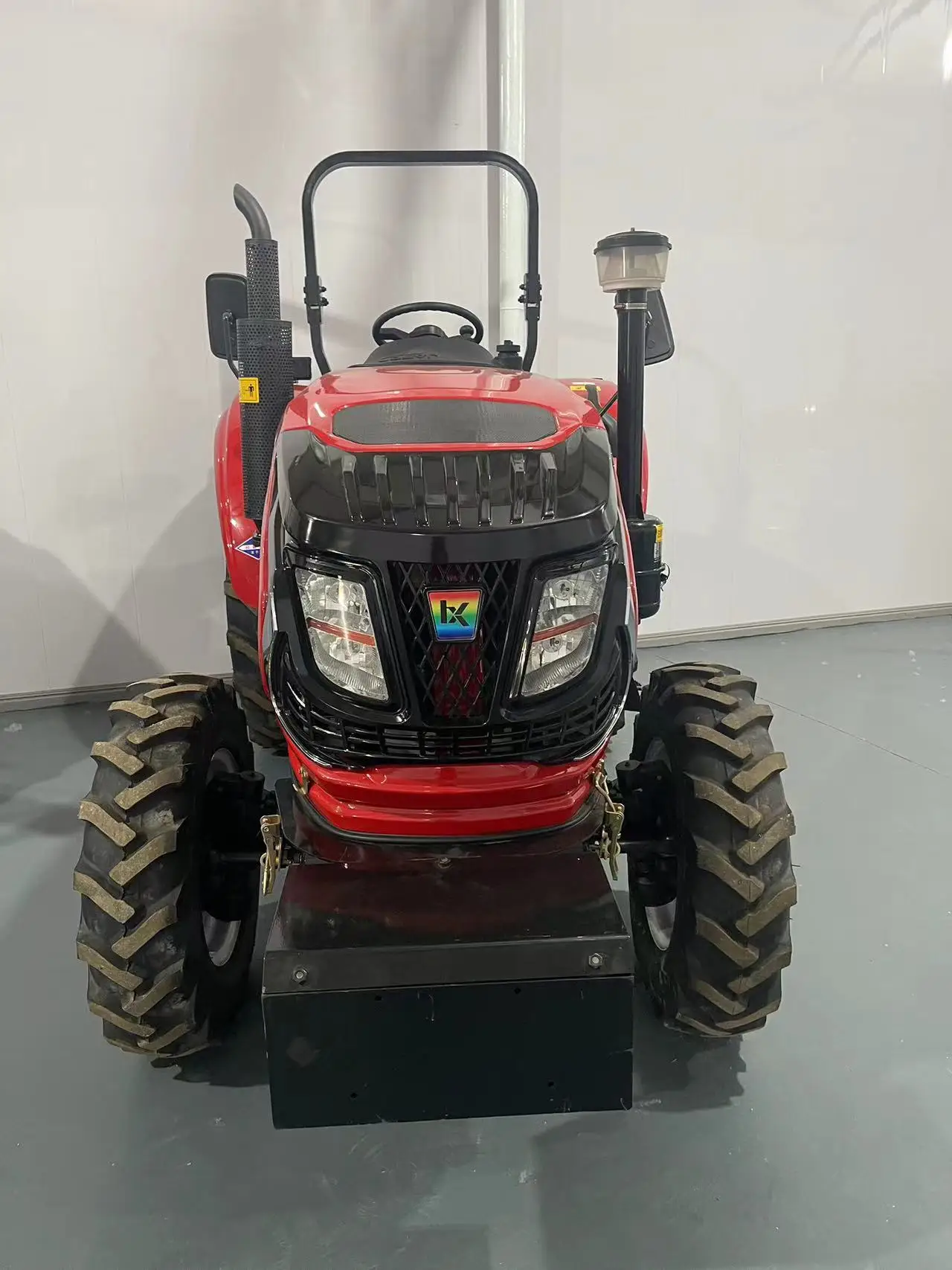 Премиум новая мини-сельскохозяйственная техника 50HP 60HP 70HP 80HP 90HP 100HP 120HP четырехколесные тракторы