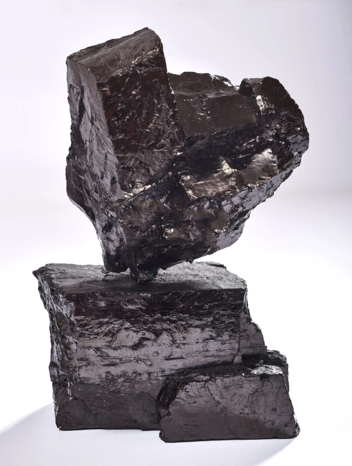 Moisture and Ash Free Best Grade RB 1 Coal for Wholesale Buyers