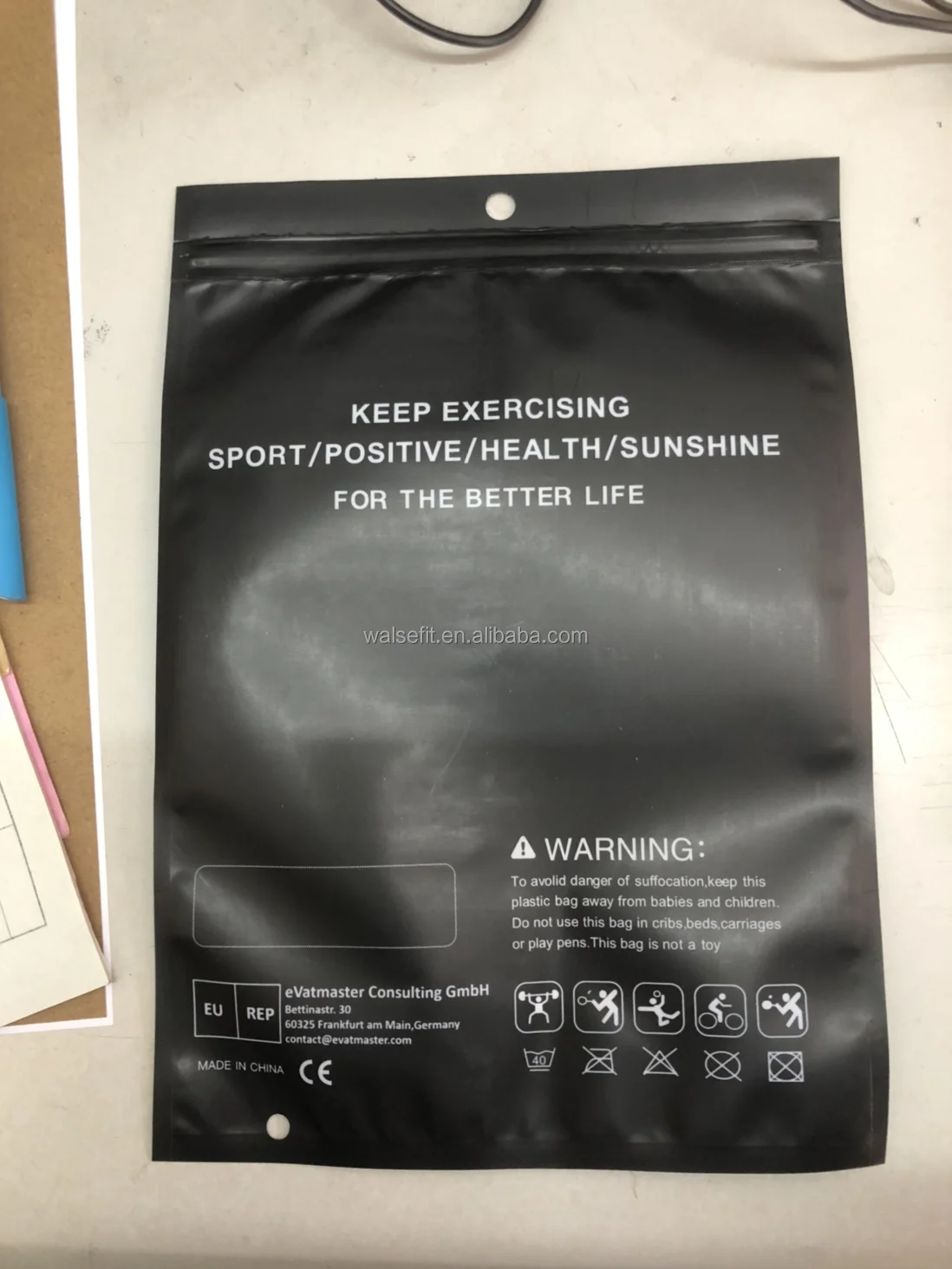 WORKOUT GLOVES (1).png