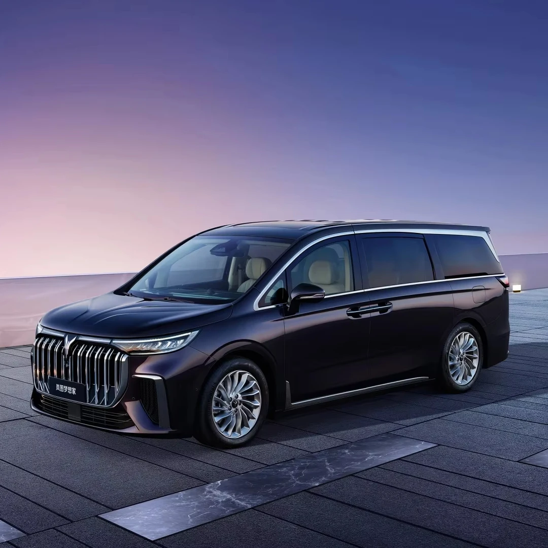 Новый роскошный флагман 2024 VOYAH Dream PHEV на 7 мест