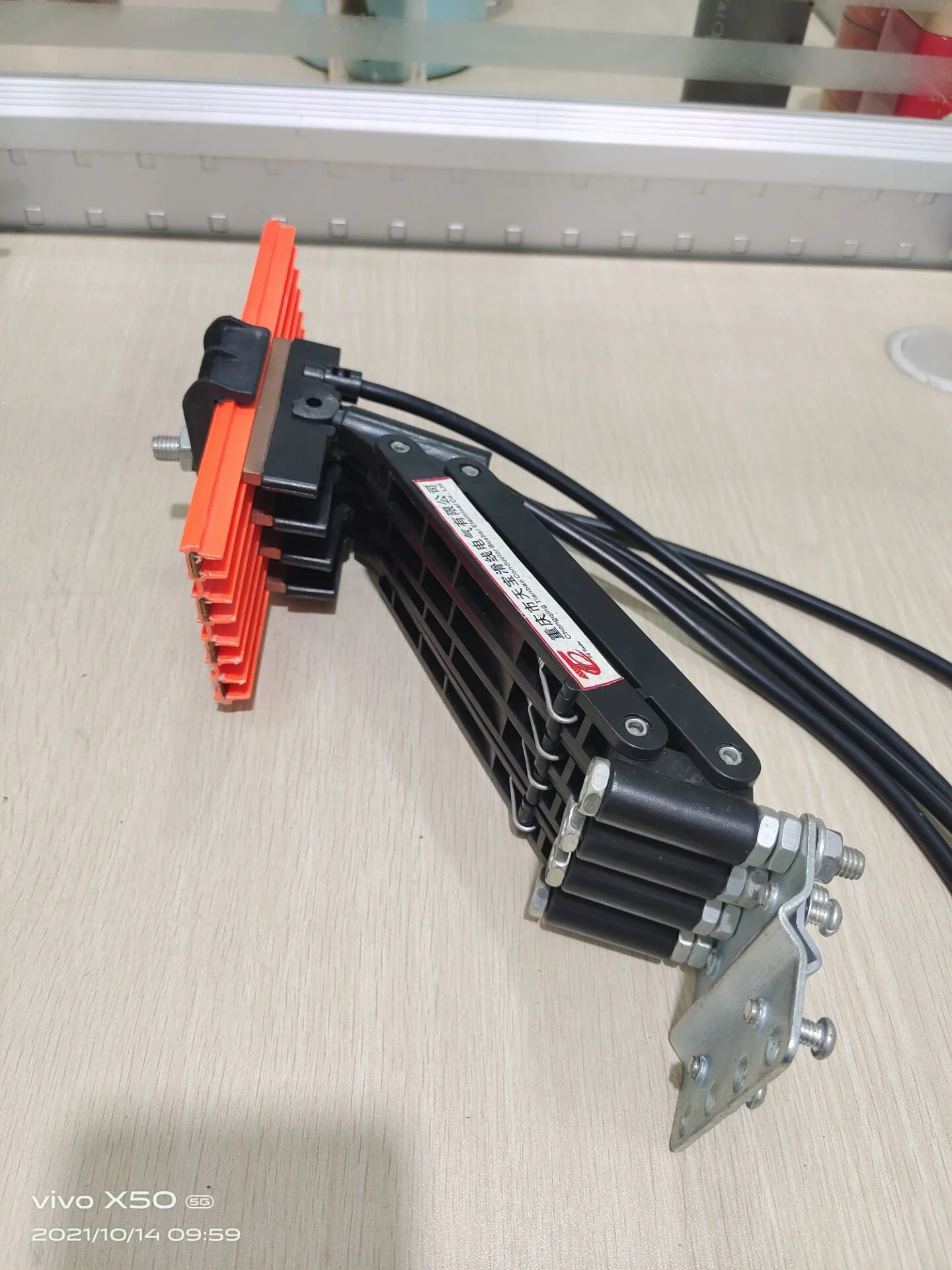 Power Rail Electric Distribution Crane 3P 4P  6P Bus Bars