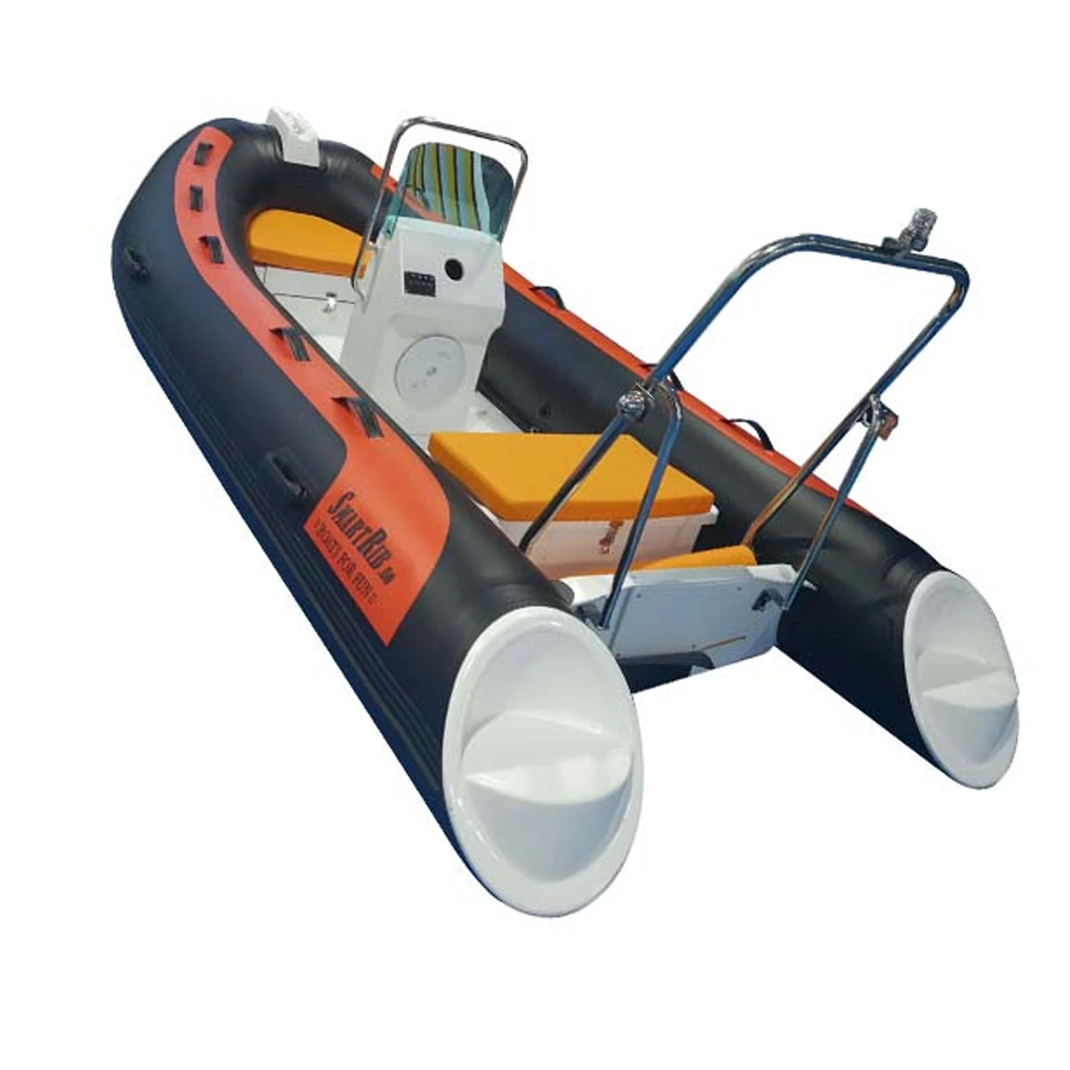 Небольшая надувная лодка из стекловолокна с жестким корпусом