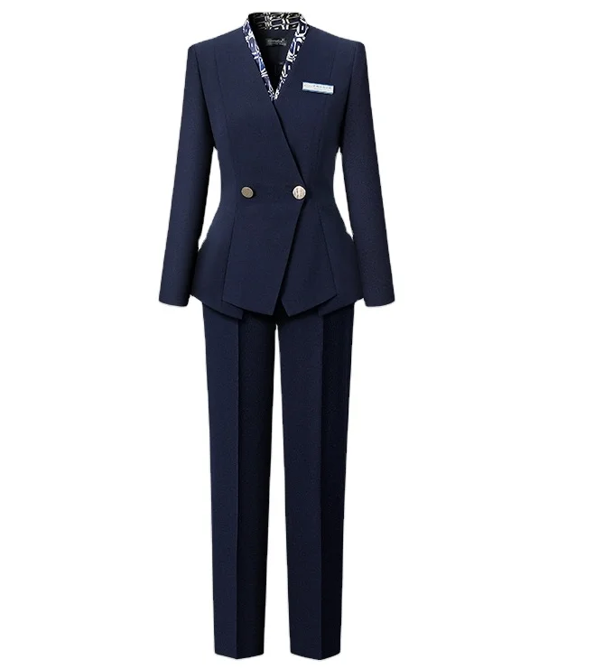 Floral collar white slim fit suit with long sleeves and trousers