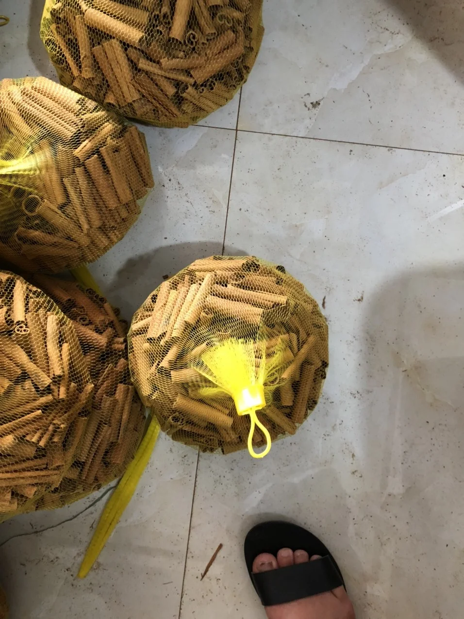 100% AD Dried High Nutrition Indonesian cassia - cinnamon vera with competitive price from Manufacturer in Vietnam