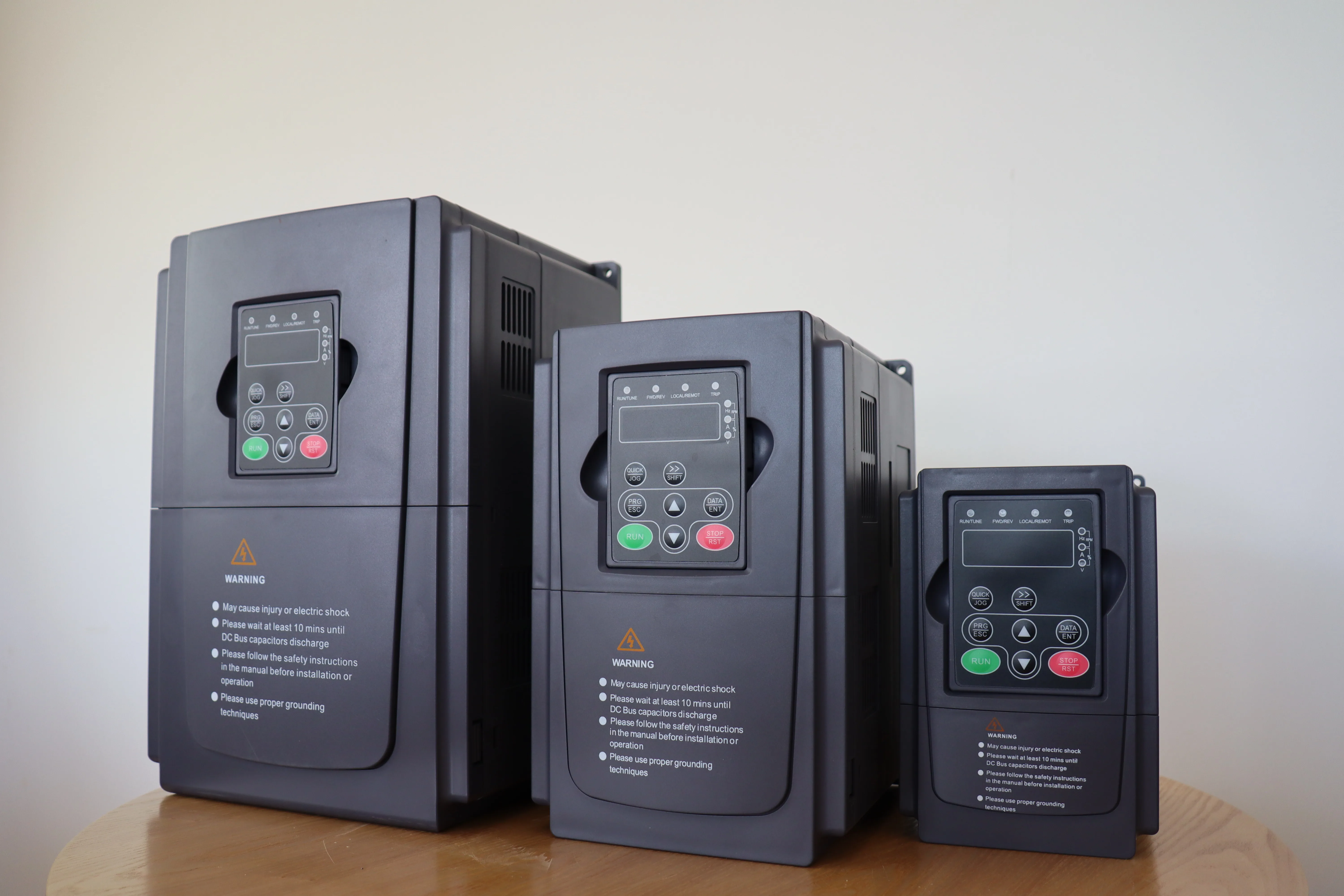 Factory wholesale 380V Dc To Ac Hybrid solar pump inverter for surface water pump solar system