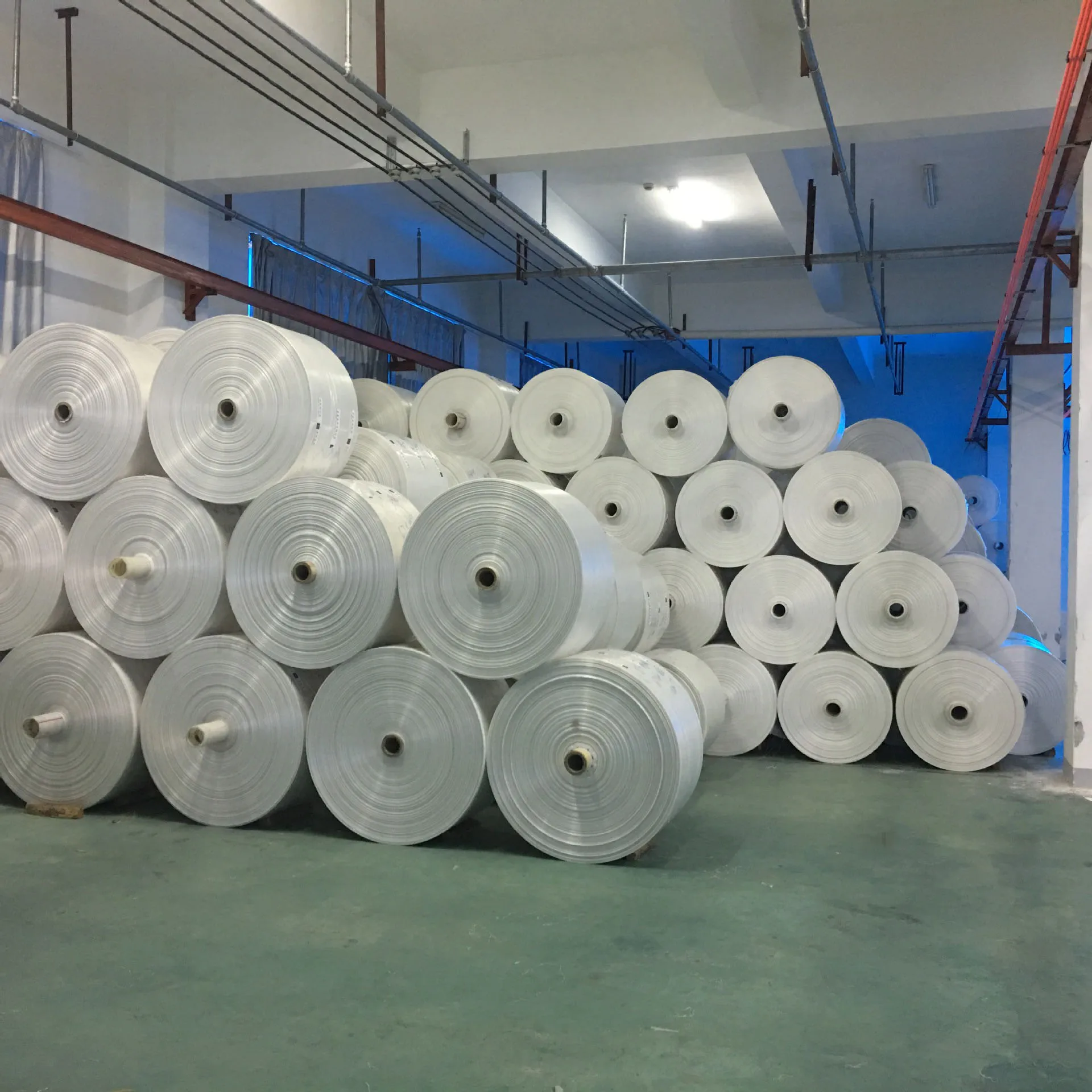 cleartransparent pp woven bags fabric rice polypropylene transparent sack woven bag material pp woven rolls