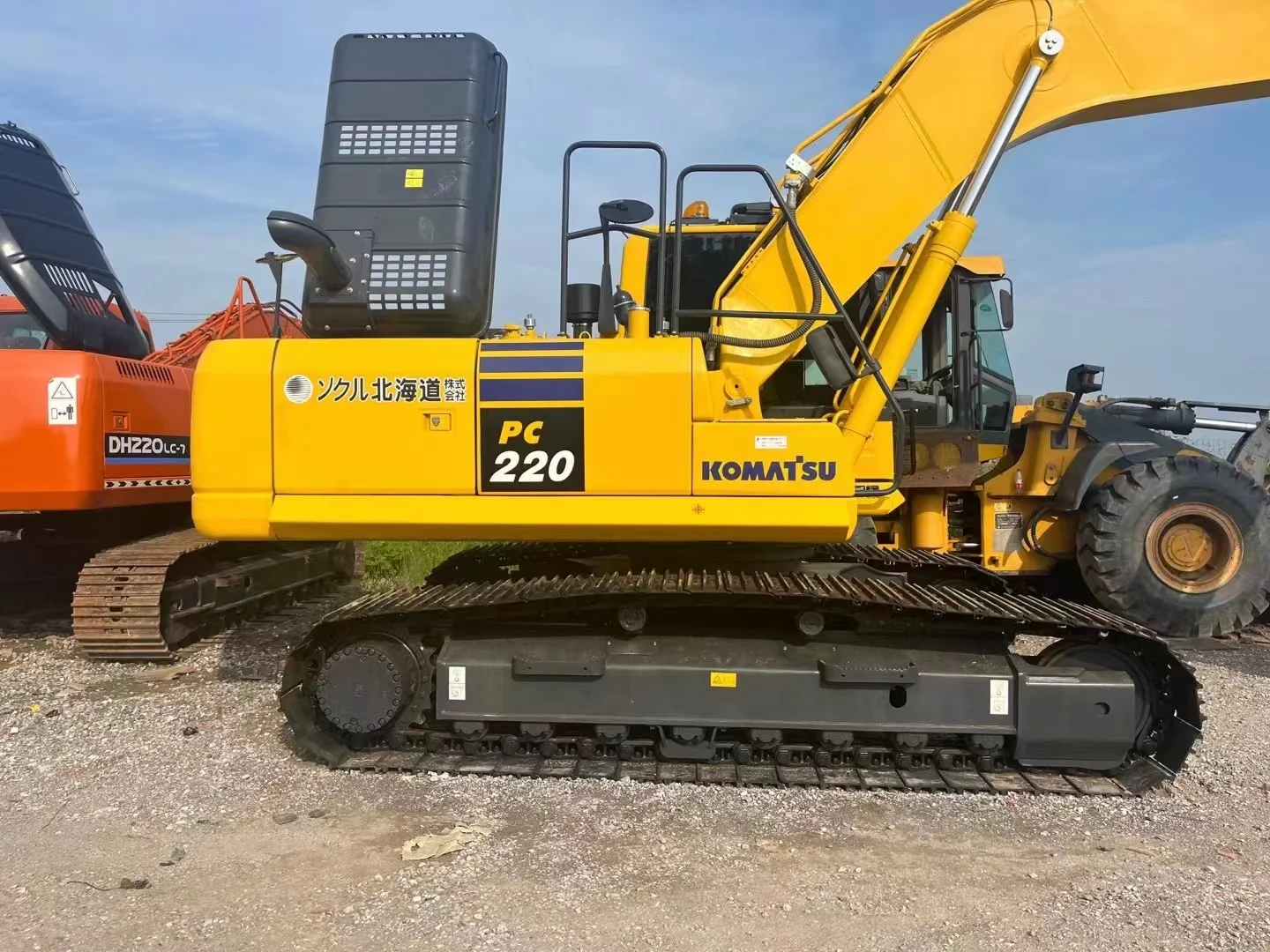 Экскаватор PC220-8 Гусеничный