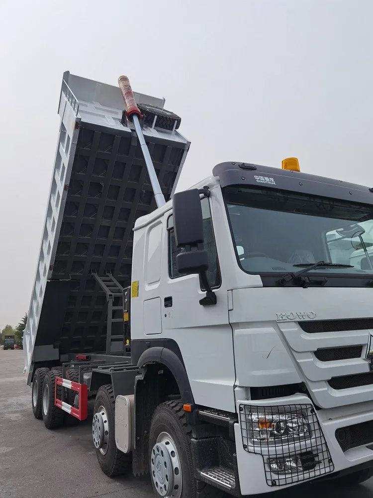 Price In China howo Dump Truck  Sinotruck Gearbox howo 8x4  Tipper   12 Wheels Trucks for Export