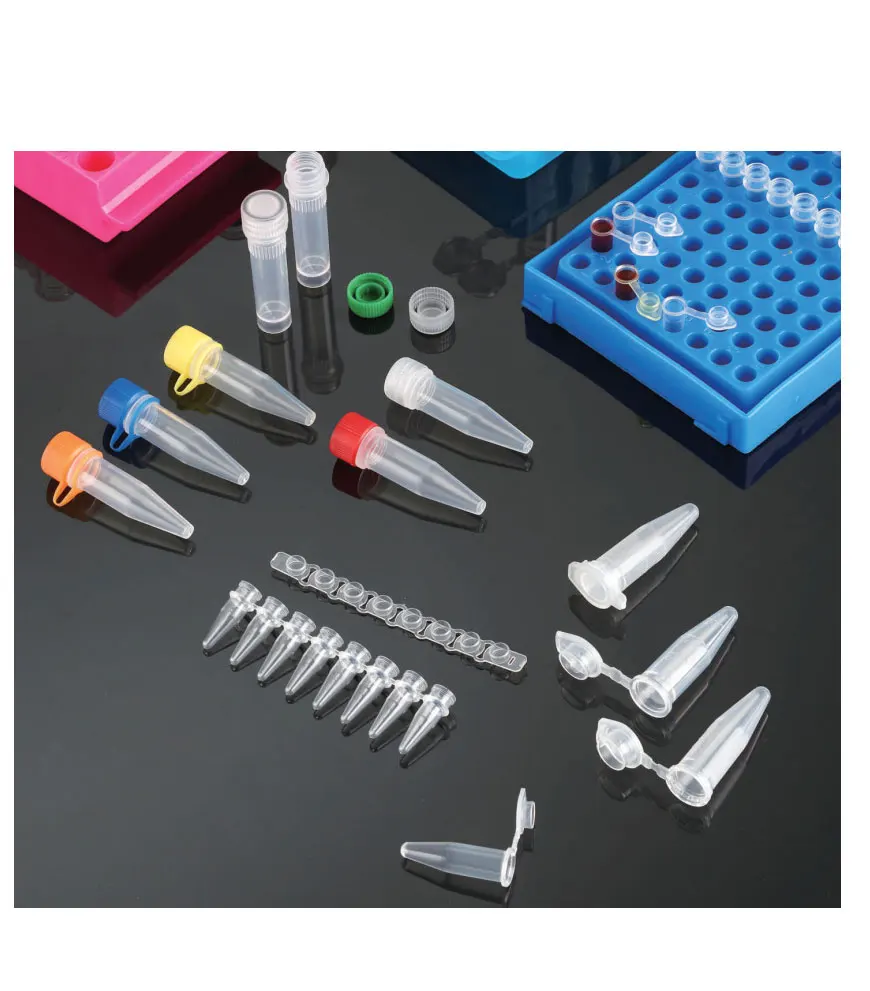 Many color Yellow blue and transparent color pipette tip