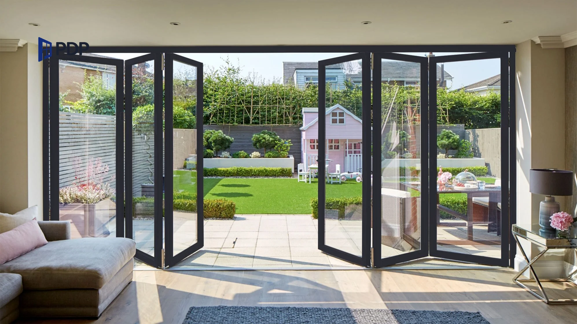 Folding Doors Wind Pressure Resistance Weather Resistant Patio Sliding Screen Chinese Door