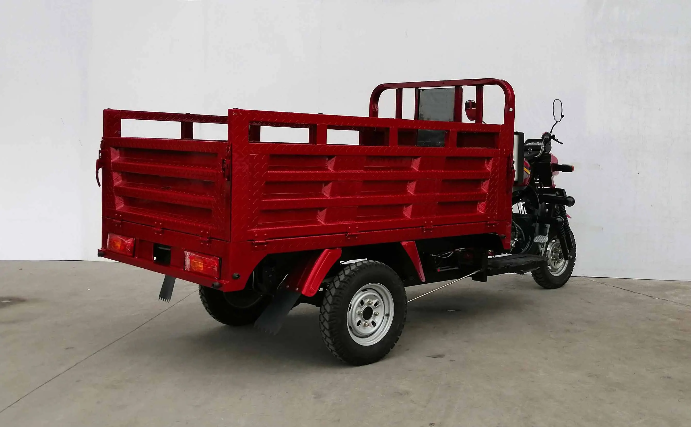 
Hot sales 250cc water-cooled quality three wheel cargo tricycle motorcycle trike Heavy duty China Powerful engine CCC reliable 