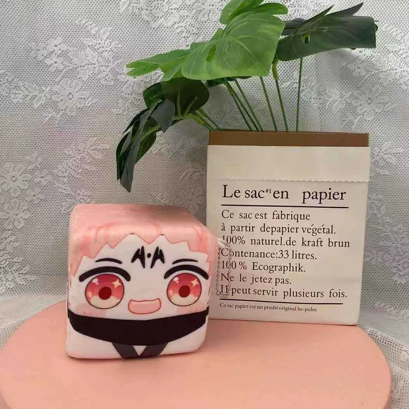 New Arrivals Custom Low MOQ Cute Soft Anime Cartoon Cube Pillow