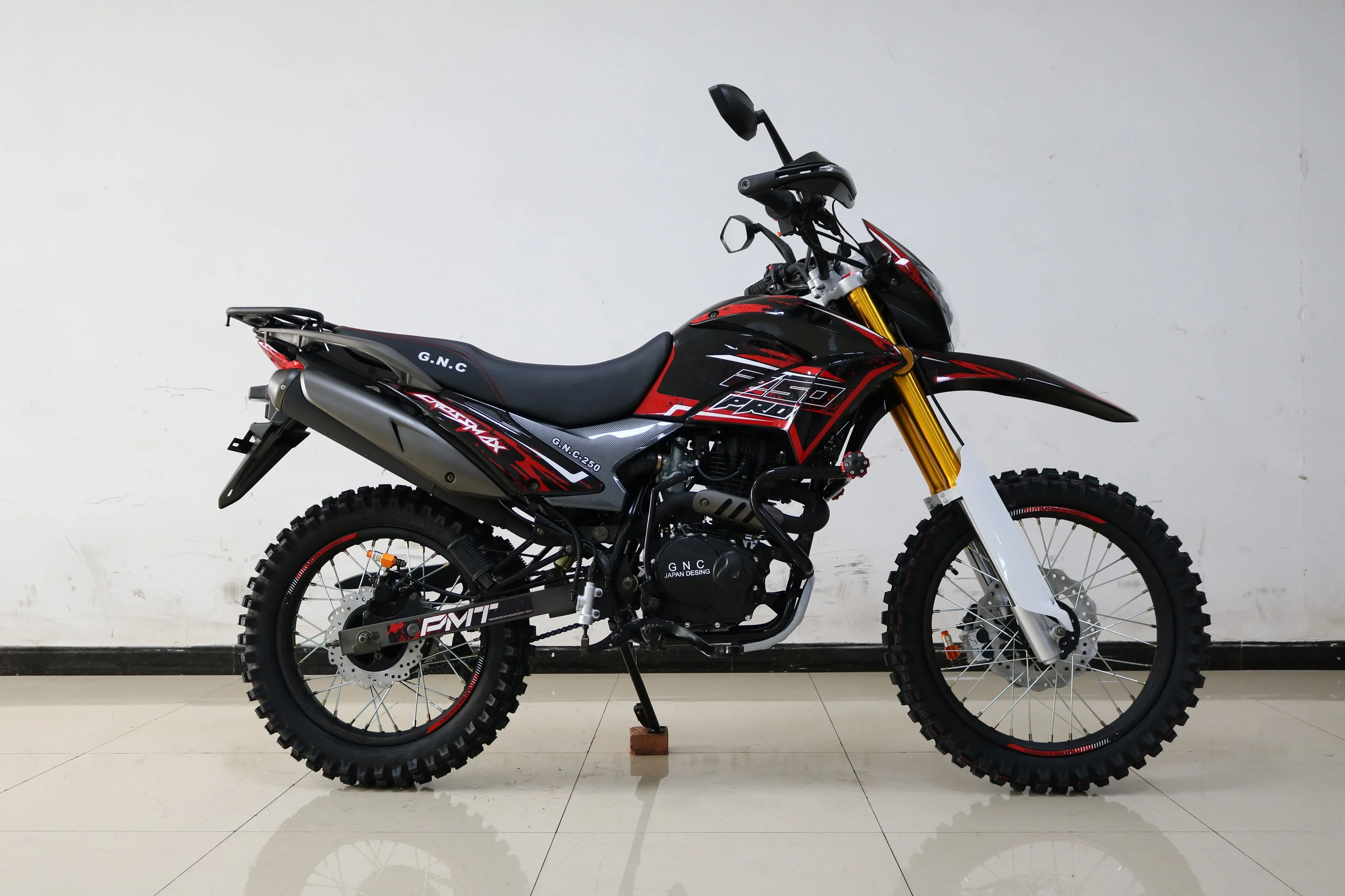 China made hot sale off road racing motorcycle 200cc and 250GY