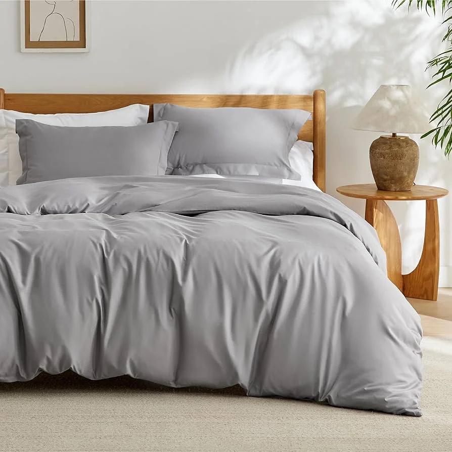 grey bedding set (1).png