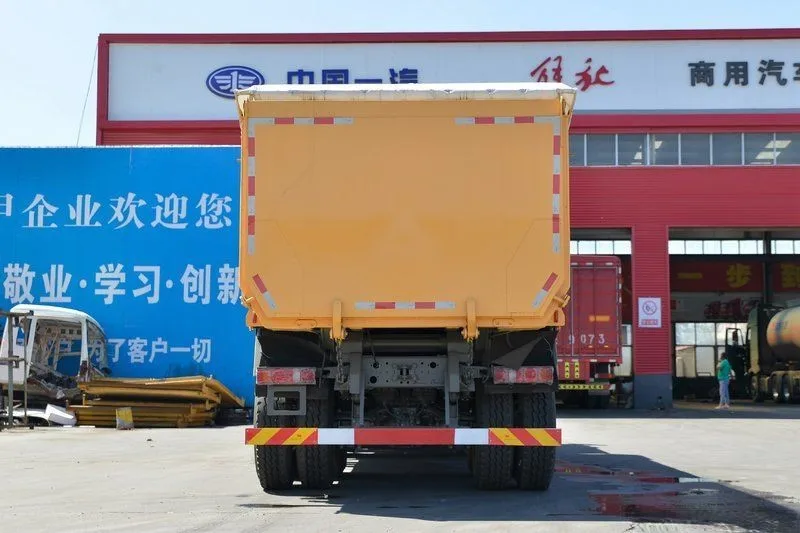 Самосвал Sinotruck 30t 336hp 6*4 6 дюймов самосвал Rhd