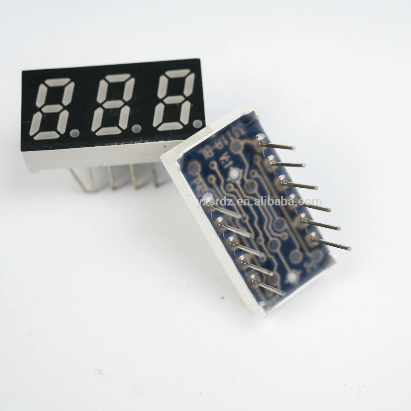 Супер красный 0,39 дюймов 4 digitals Красный 7-сегментный светодиодный дисплей