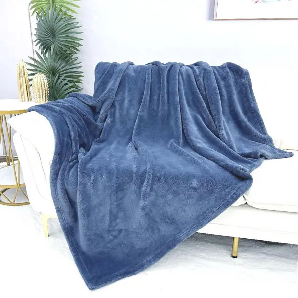 Hem edge or piping edge print flannel fleece milk fleece chinese soft bed blankets soft Eco-Friendly raschel Polyester blanket