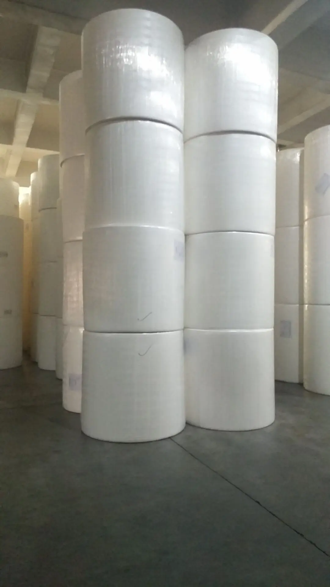 paper mill operation raw material tissue jumbo rolls Mother roll for napkins hands towel rolls tissue paper cellulose for virgin