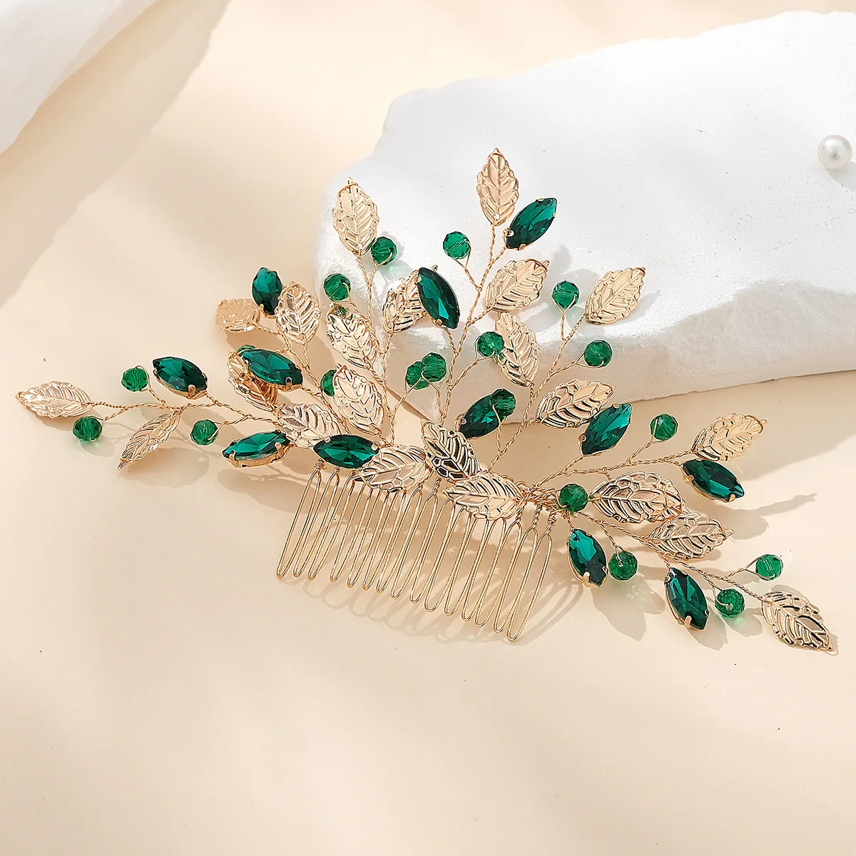 SLBRIDAL Handmade Alloy Leaf Green Crystal Rhinestones Bridal Hair Comb Hair Pin Wedding Hair accessories Women Jewelry