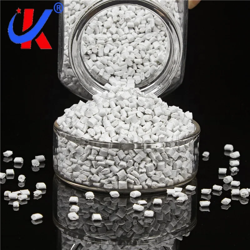 Инженерный Пластик PBT GF30 PBT гранулы из стекловолокна 30% армированные PBT гранулы