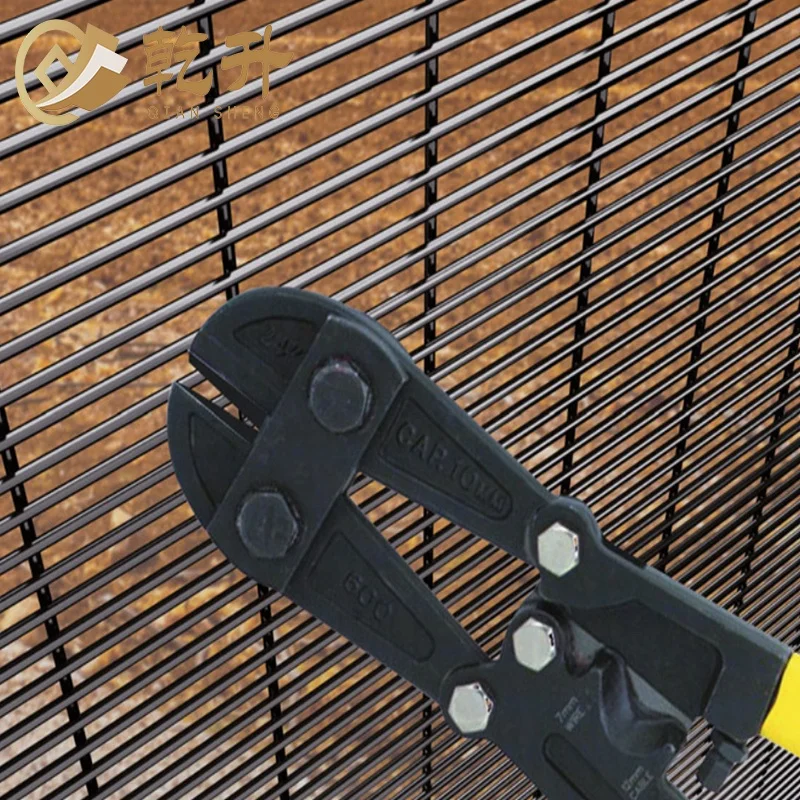 2024 Hot Selling Galvanized 358 Anti Climb Security Barrier Fencing Panels For Prison Clear View Anti Fence With Barbed Wire