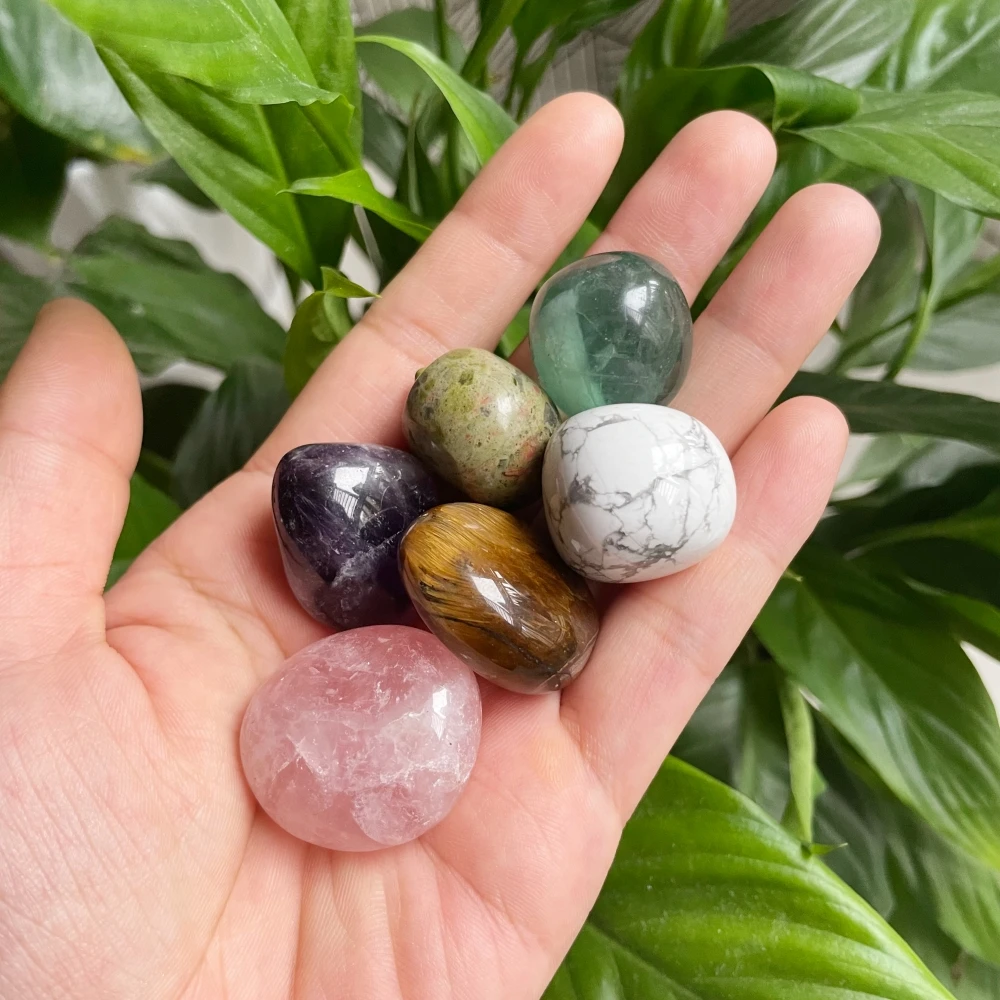 7-Piece Chakra Set Quartz Gemstone Crystal Grids Raw Technique Reiki Meditation Kit  Packaged In Cotton Bag