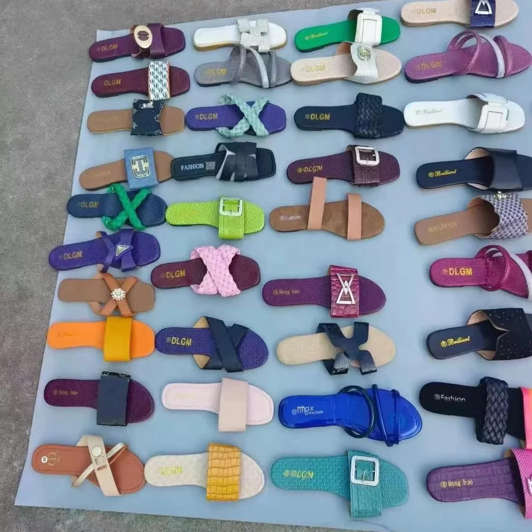 1.1 Dollar Mix lady slipper 36-42  size Africa Markets Wholesale women Outdoor Home Flat Slippers With Patterns