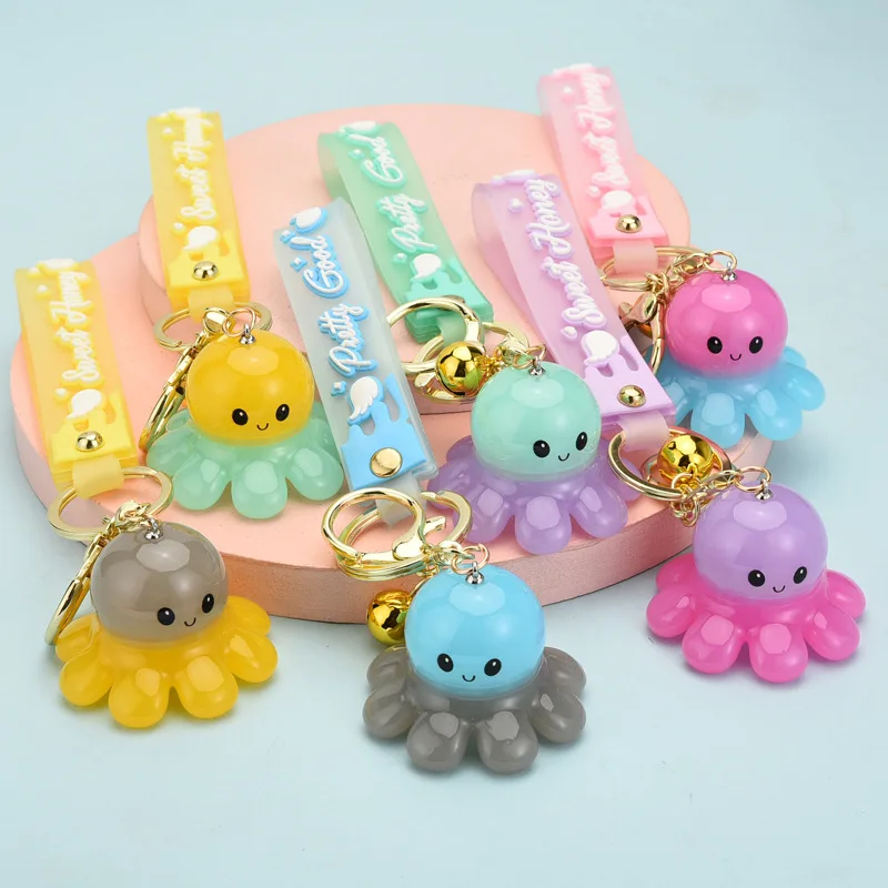 2022  Cute Acrylic Jelly Color Octopus Led Light Up Keychain Kawaii Acrylic Cartoon Octopus Women Bag Pendant With Light