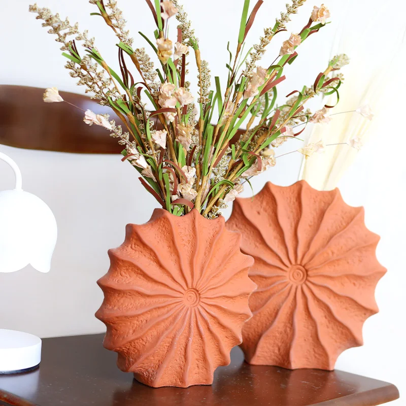 Dropshiping Sea Shell design Wedding Flower Vase Conch Shape Ceramic Decoration Antique Terracotta Vase For Home Decor