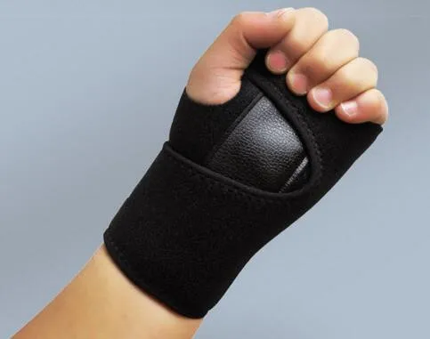 Sport Adjustable Breathable Wrist Splint Fitted Wrist Support brace with Steel Plate for carpal tunnel