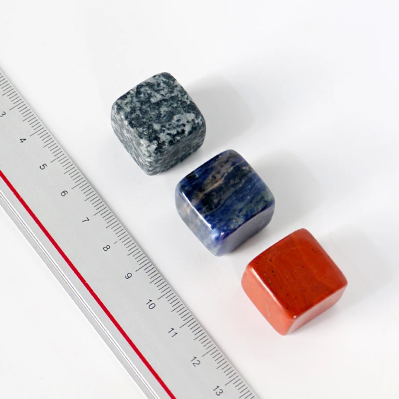 Hot Sale Natural Gemstones Tumble Stone Healing Stones Wine Stone Crystal Ice Cube For Sale