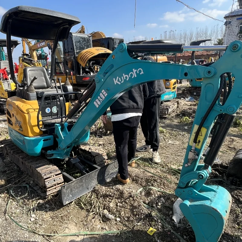 Used original Kubota U-17 mini excavator for sale 1.7-2 tonne capacity with original pump and motor core components
