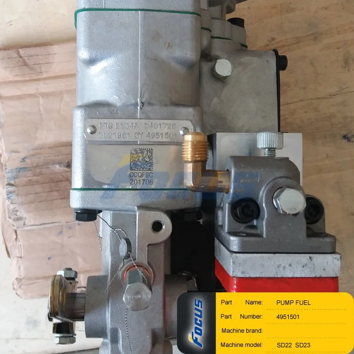 Shantui Bulldozer Spare Parts SD22 Fuel Pump 4951501