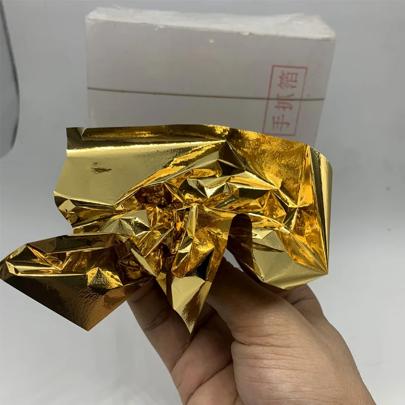Hot Sell 14.2*13.5 cm 1000 Sheets B Gold Taiwan Gold Foil Leaf For Decorating Wall Art Crafts Furniture