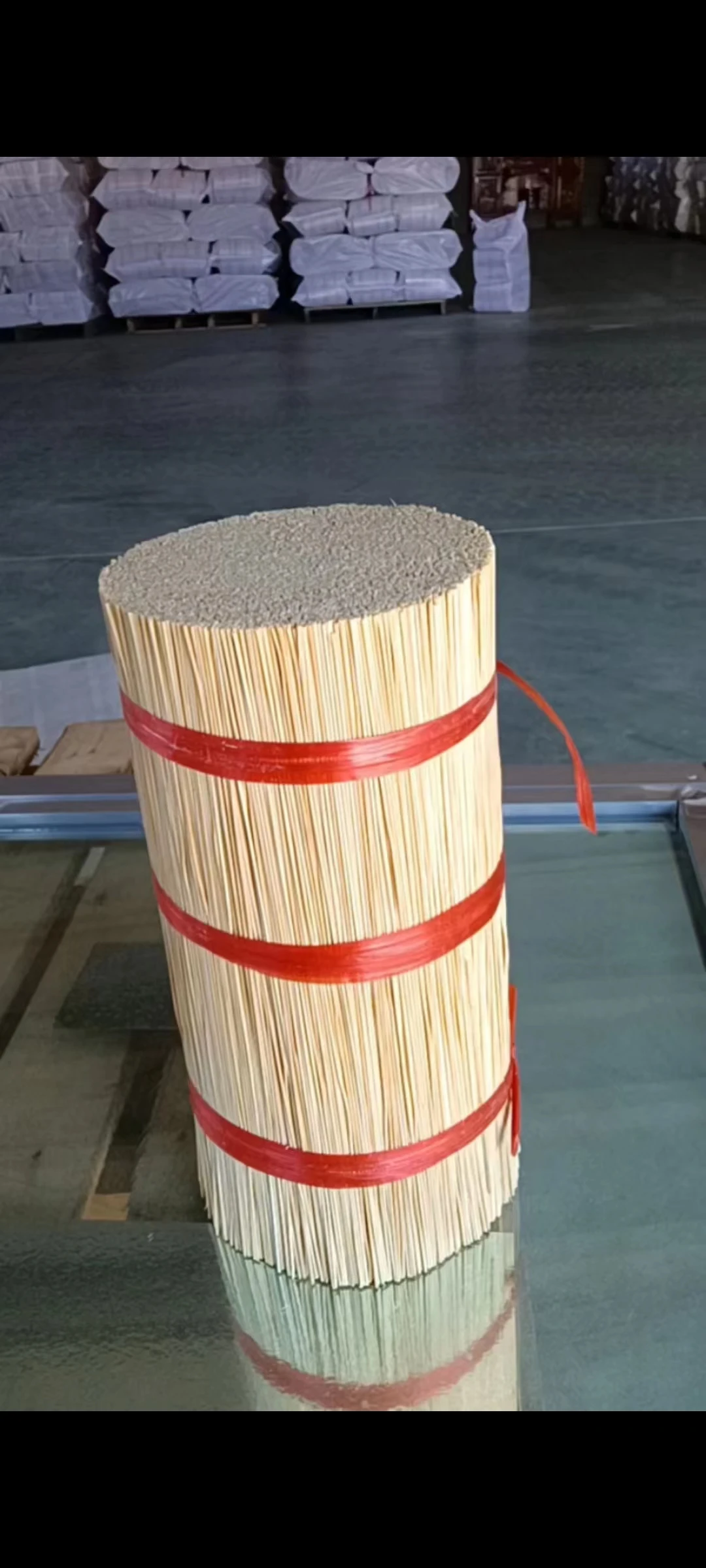 Standard size incense sticks natural color Agarbatti 1.3mm round small bamboo stick incense  made in China