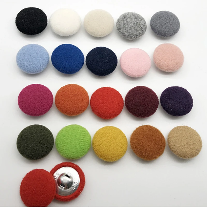 Fashionable custom cloth button