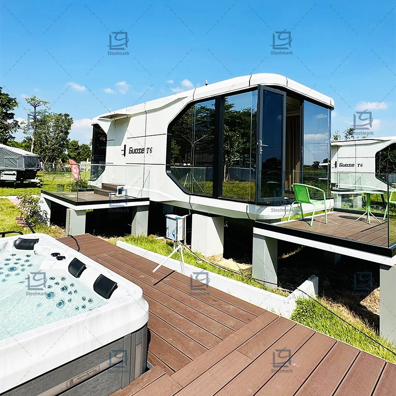 Eco-friendly materials Luxury Homestay Modern space capsule style camping house