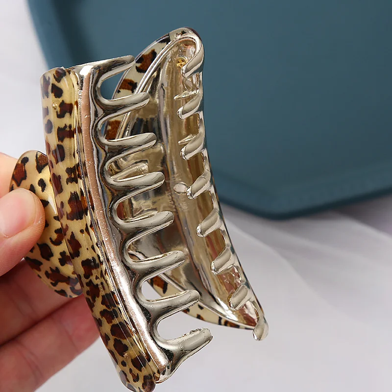 Hot Sale Leopard Hair Claw Clips Barrette Clamp Jelly Colors Acrylic Leopard Ponytail Crab Girls Hairpin Hair Accessories
