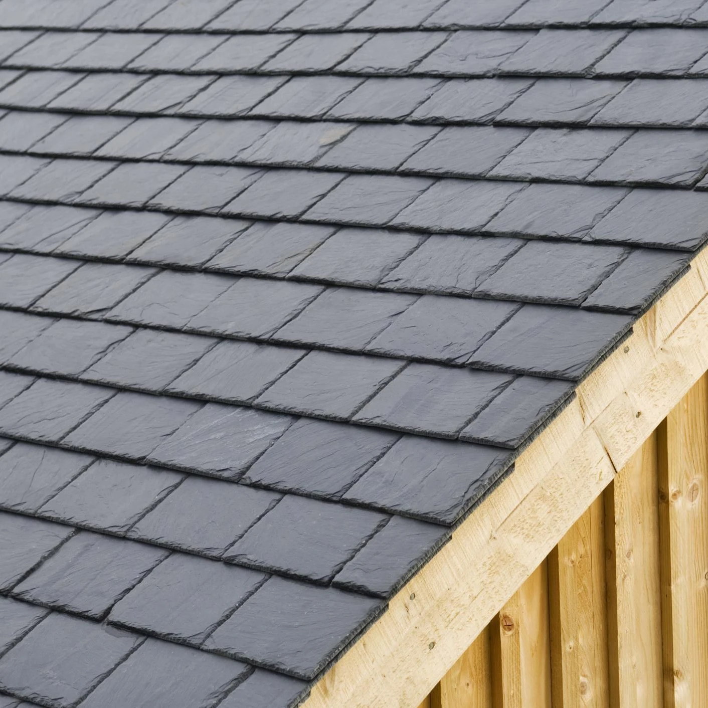 Натуральная прямоугольная китайская плитка для крыши из грубого черного