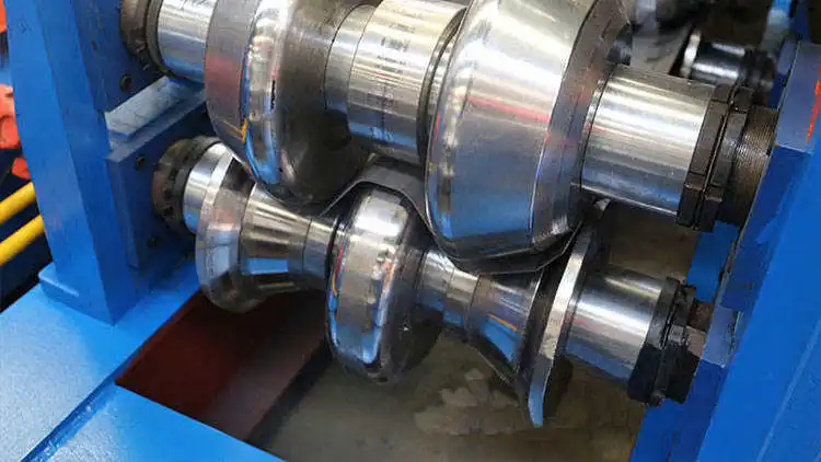 W Beam Steel Highway Guardrail Crash Barrier Roll Forming Machine Best Price