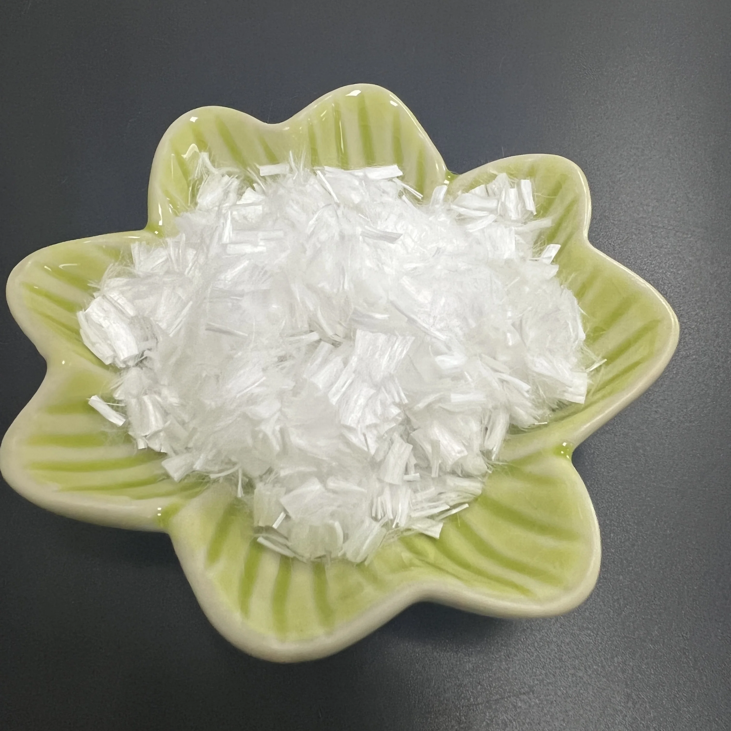 2Dx38mm Pla Polylactic Acid Fiber Corn Fiber for Nonwoven and Fabric