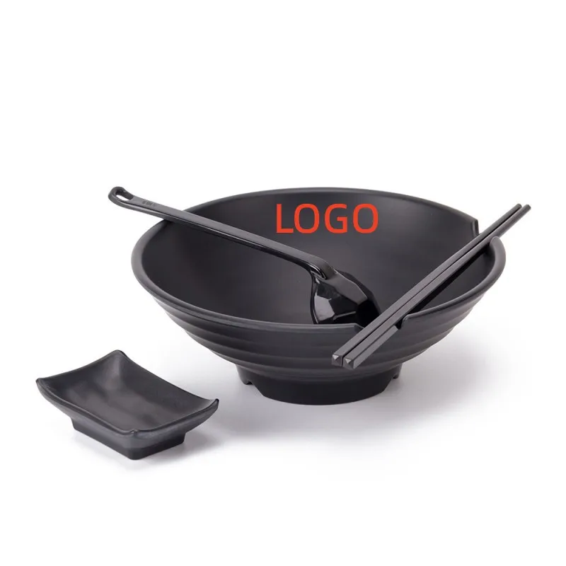 Custom Eco-friendly Black Hotel Dinnerware Melamine Ramen Serving Bowl Set With Chopsticks And Spoon Anime