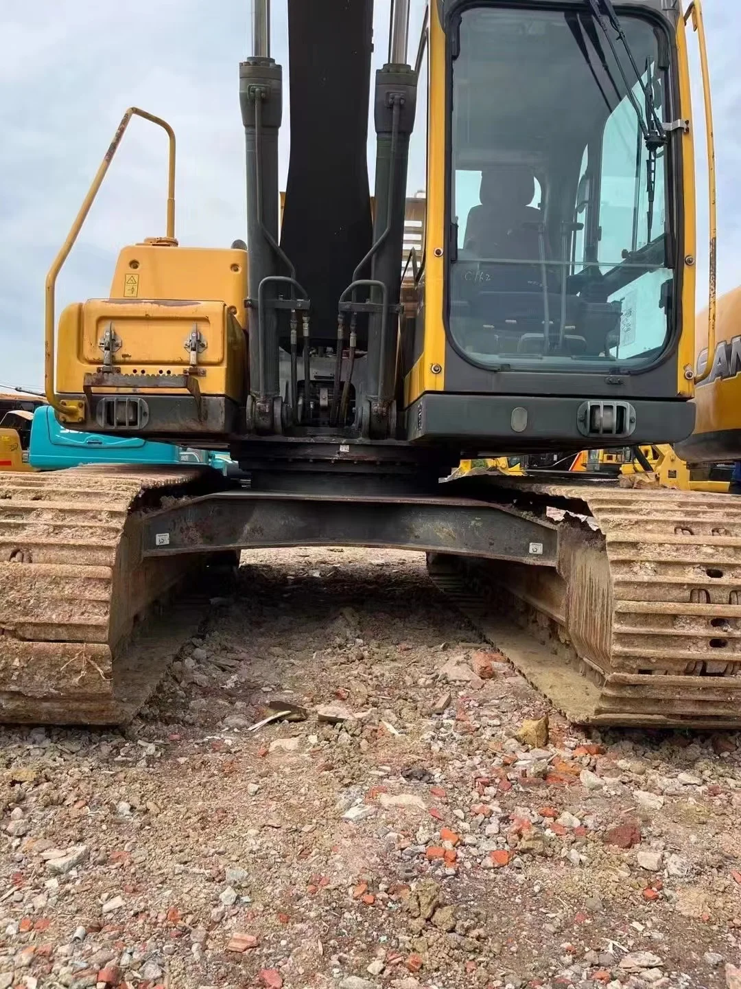 Factory direct sales hot selling pure original 14 ton second-hand Volvo EC140b crawler Backhoe excavator