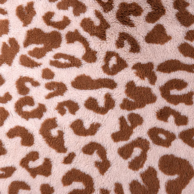 Factory Wholesale Lamb Fur Jacquard Leopard Pattern 100% Polyester Sherpa Fleece Fabric For Jacket Hat Shoes