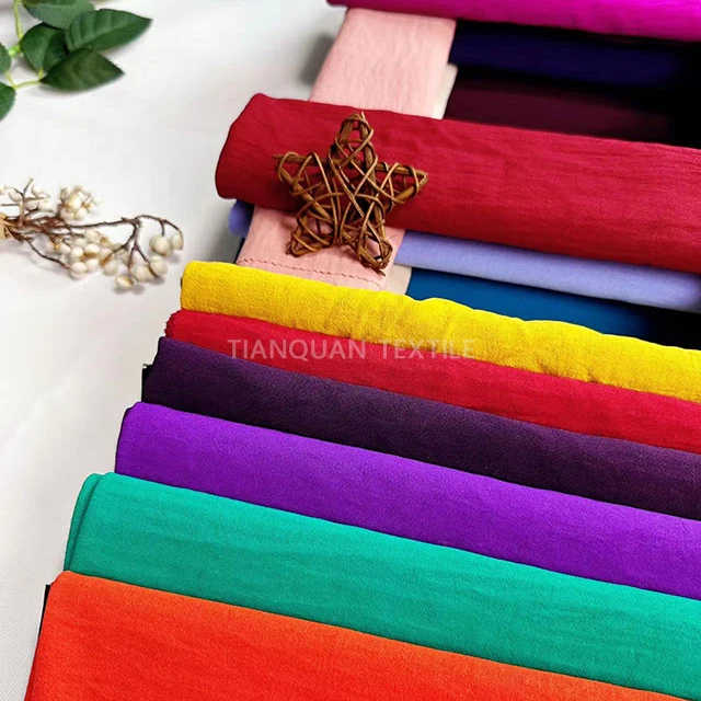 Дешевая тканая 100% Полиэстеровая ткань CEY креповая с цветочным принтом однотонная окрашенная одежда для женщин