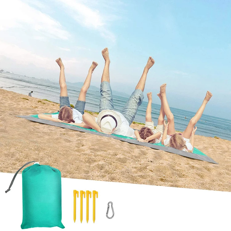 Outdoor Portable Mini Lightweight Waterproof Nylon Sand Free Beach Mat Folding Sand Proof Custom Beach Blanket With Pocket LOGO