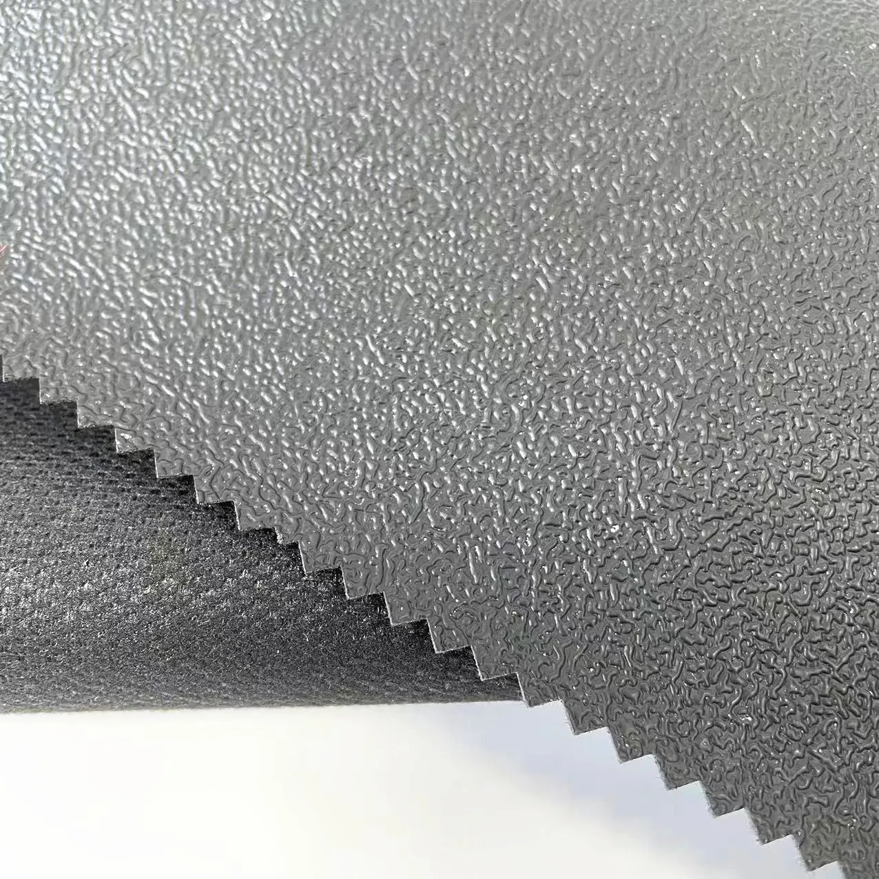 High quality anti-slip pvc leather fabric for bag should pad rough abrasive leather