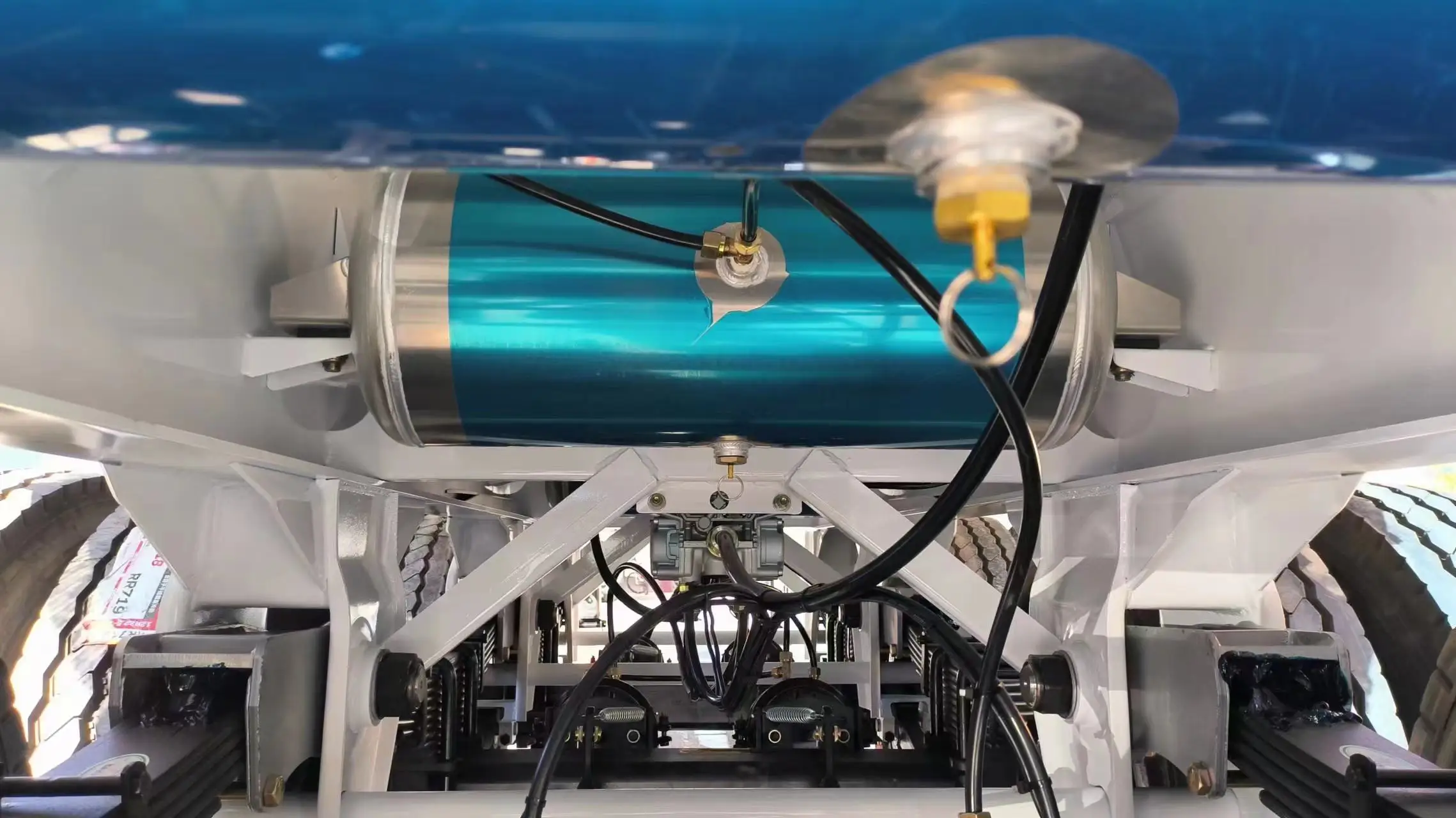 3axles Cargo Trailers Flat Bed Semi Truck Trailer with Side Boards